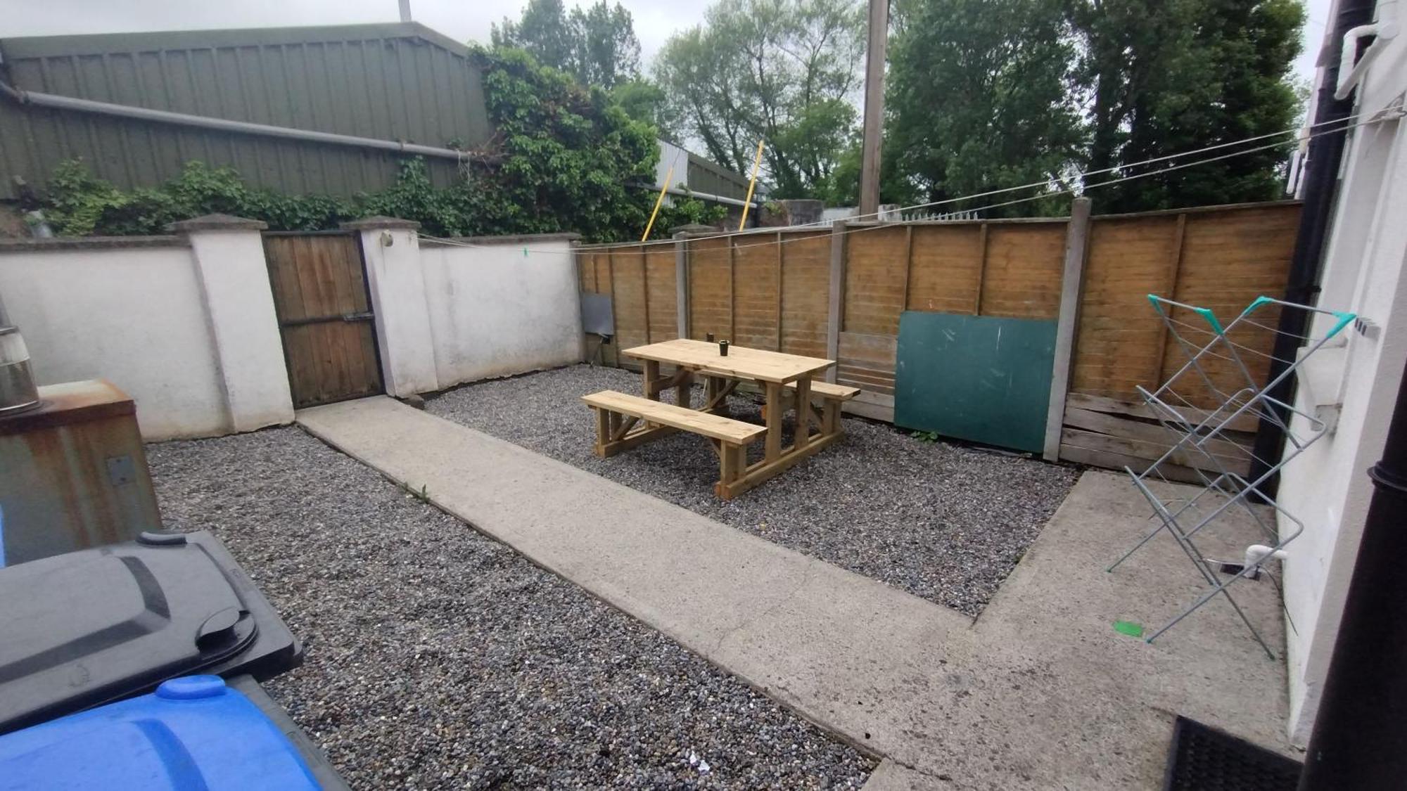 Villa Townhouse 3 Barrow Lane Bagenalstown Zimmer foto
